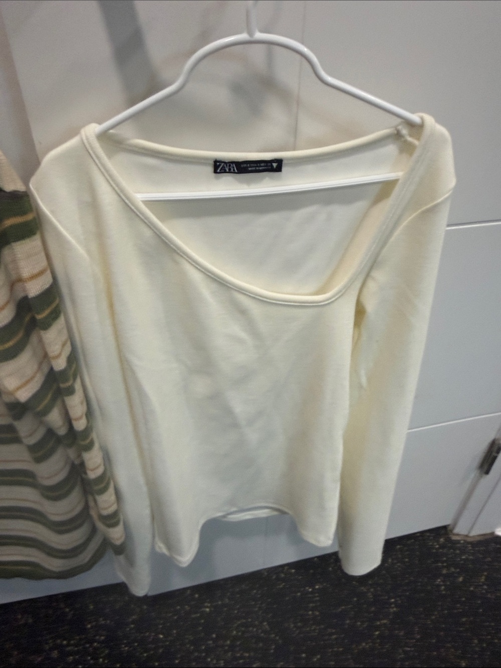 Zara Green & Cream Striped Henley Knit Sweater - Picture 5 of 6